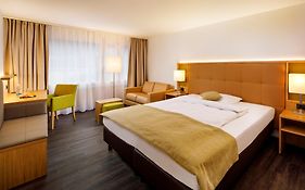 Swiss-belhotel Du Parc  4*